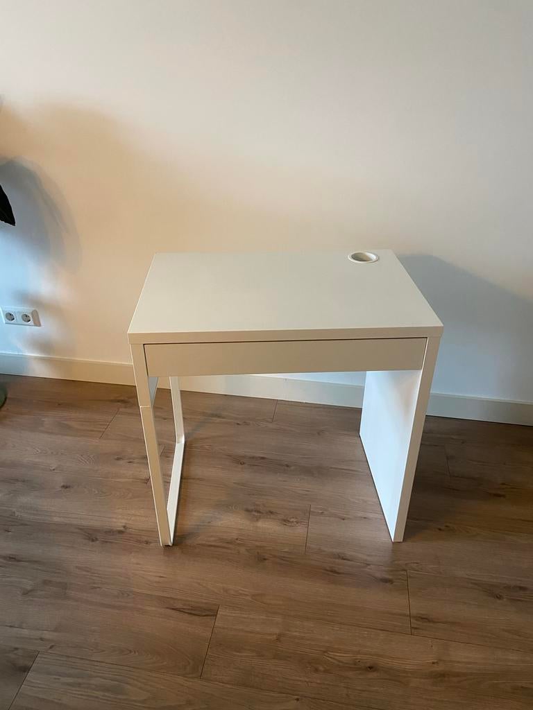 Micke (IKEA) Bureau met lade, Ophalen, Gebruikt, Met lades, Spaanplaat of MDF