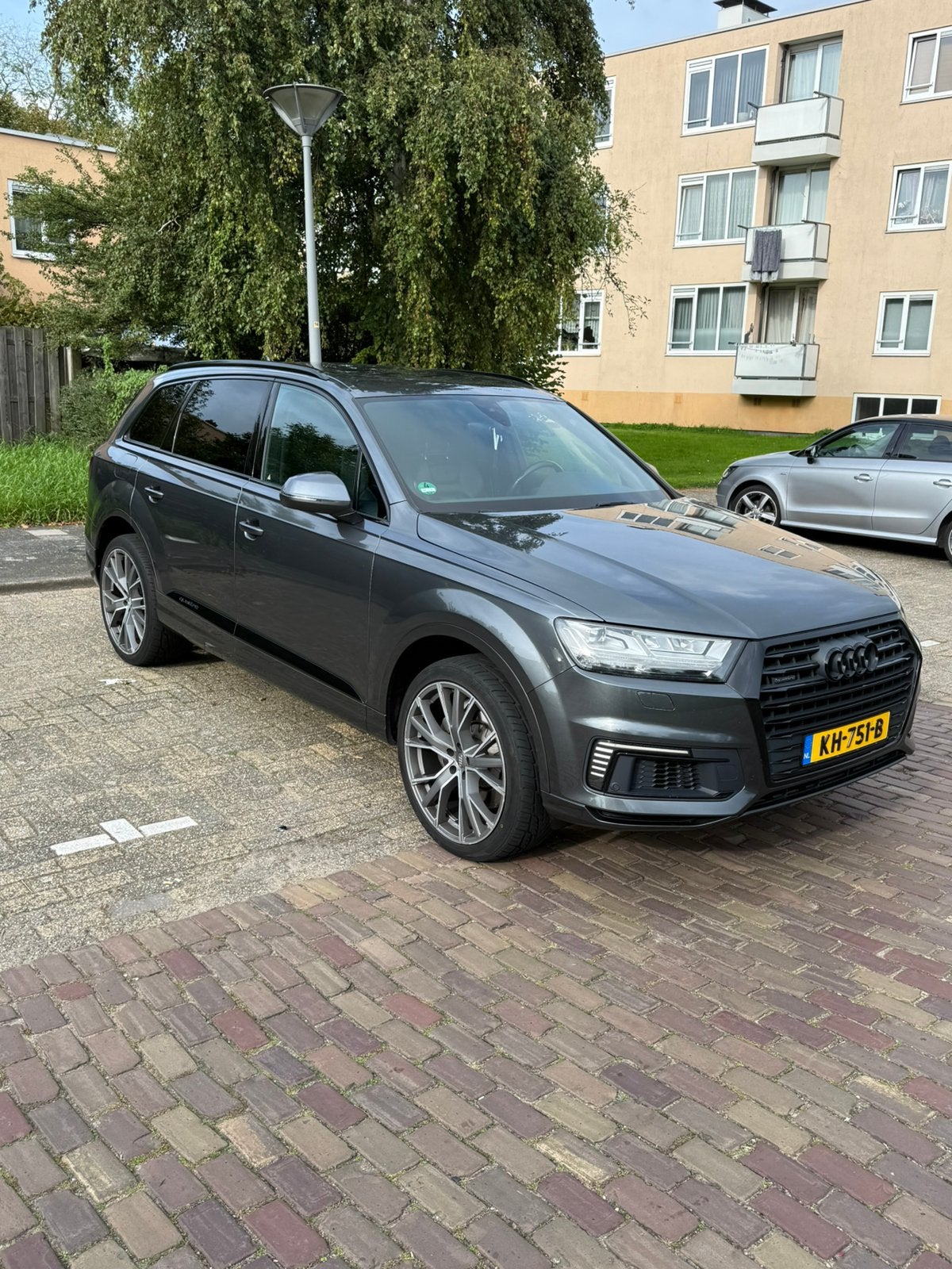 Audi Q7 3.0 TDI 374pk E-tron Quattro Tiptronic 2016 Grijs, Auto's, Automaat, 258 pk, 2420 kg, Particulier