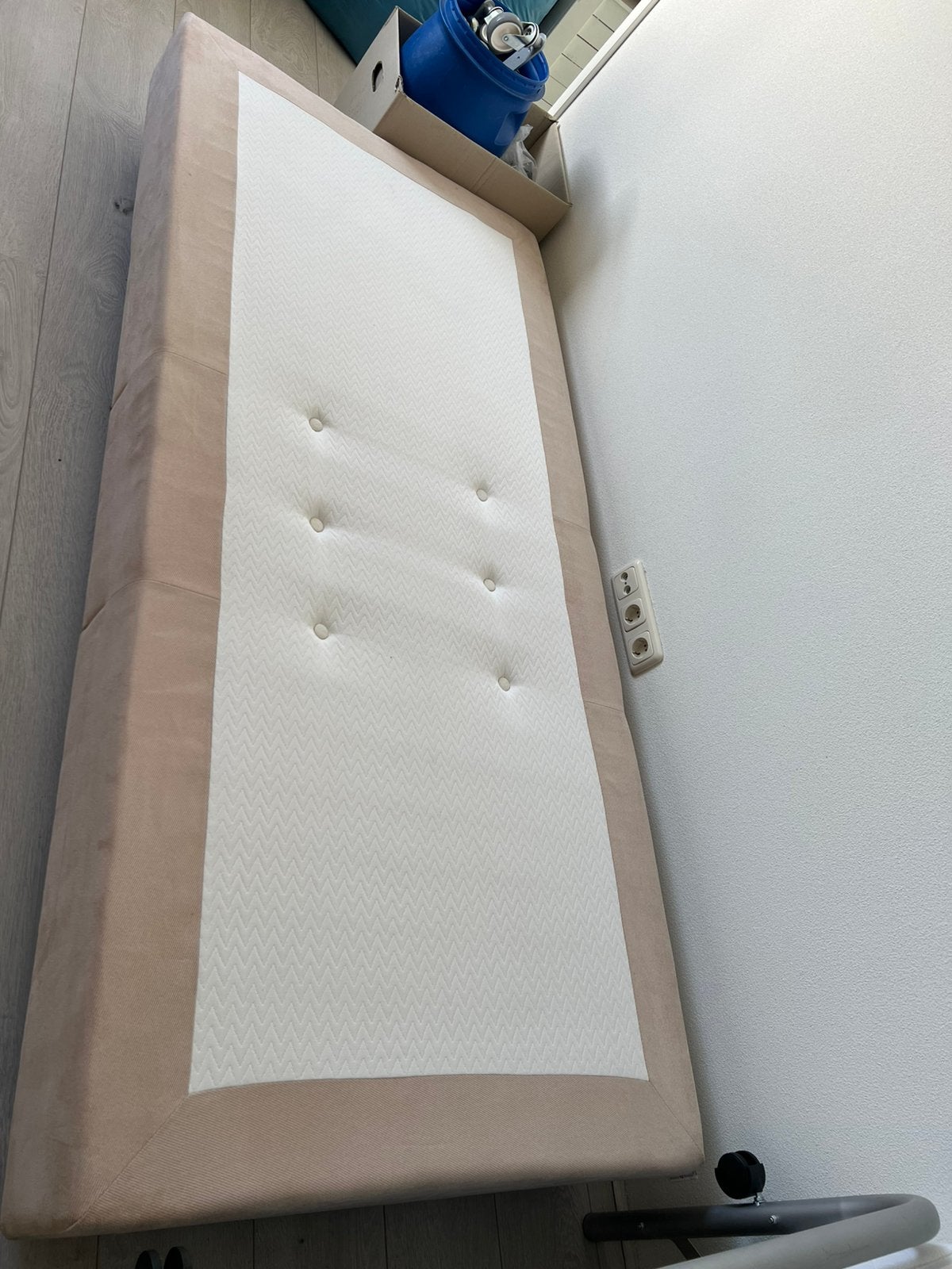 Boxspring bodem gratis af te halen, Ophalen, Gebruikt, 90 cm, Eenpersoons