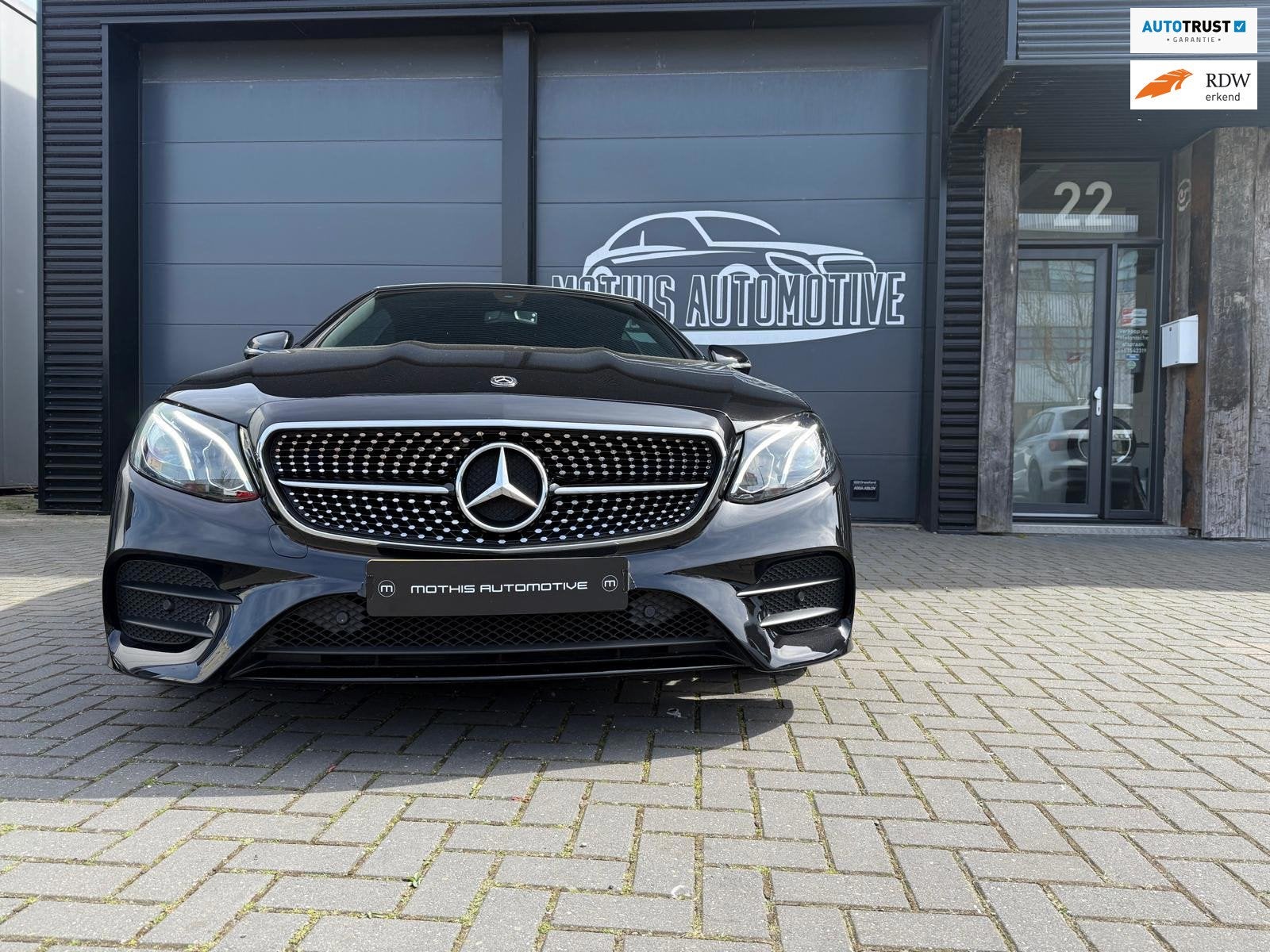 Mercedes-Benz E-klasse Cabrio 200 25th Anniversary Edition, Auto's, Automaat, Dealer onderhouden, Achterwielaandrijving, 4 cilinders