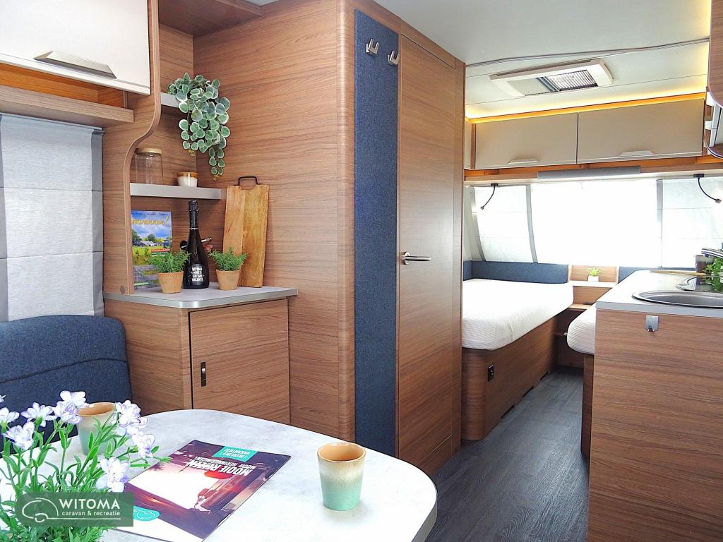 Knaus Sport 460 EU Mover, luifel, fietsenrek, Caravans en Kamperen, Standaardzit, Bedrijf, Knaus, Schokbreker