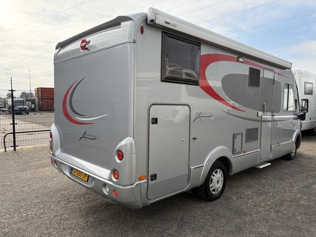 Bürstner Aviano i694 130pk Leder Dwarsbed en Hefbed 3x zonn, Caravans en Kamperen, Campers, Integraal, Galliersweg 39
5349AT  OSS, NL