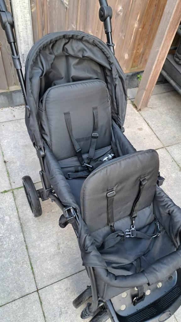 Duo buggy Elena, Kinderen en Baby's, Buggy's, Ophalen, Zo goed als nieuw, Overige merken, Verstelbare rugleuning