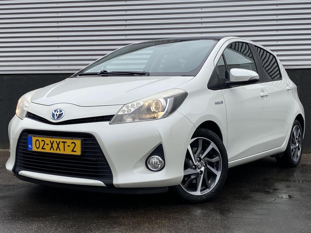 Toyota Yaris 1.5 Full Hybrid Dynamic VOLLEDIG DEALERONDERHOU, Euro 5, Gebruikt, 4 cilinders, Origineel Nederlands