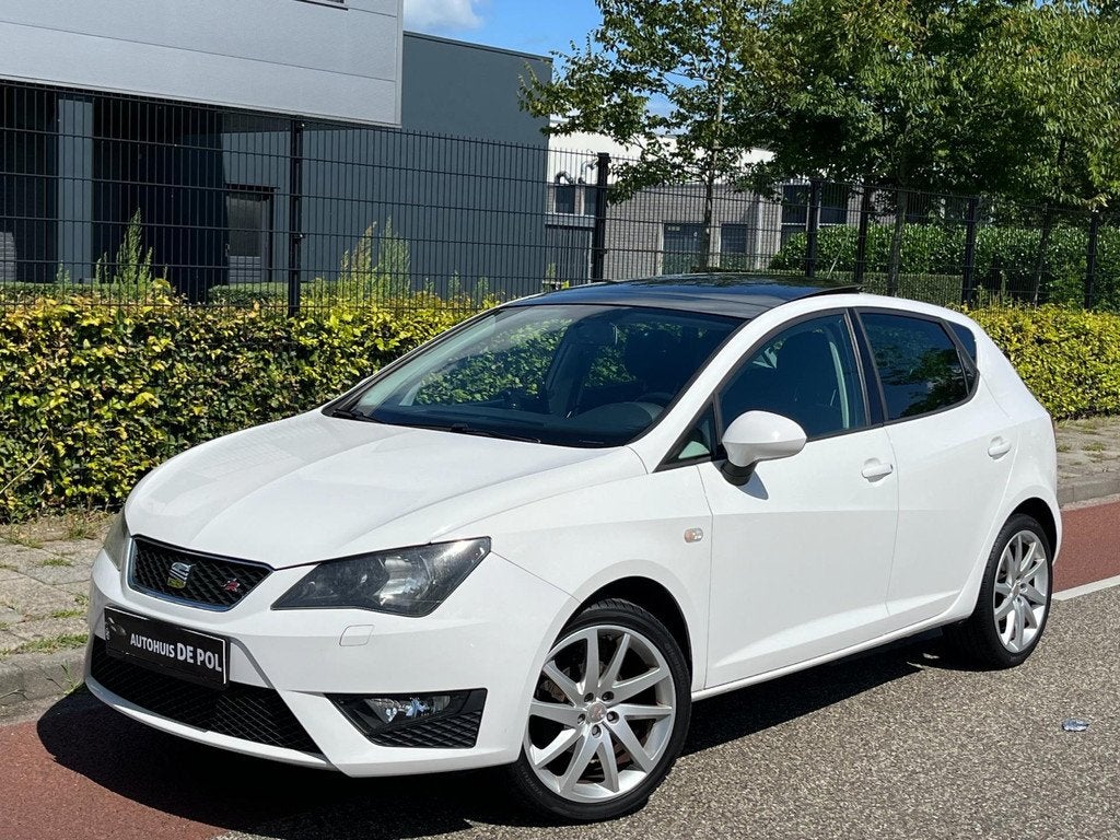SEAT Ibiza 1.2 TSI FR Panorama-dak Cruise/Climate-control, Auto's, Voorwielaandrijving, Stof, Gebruikt, Zwart