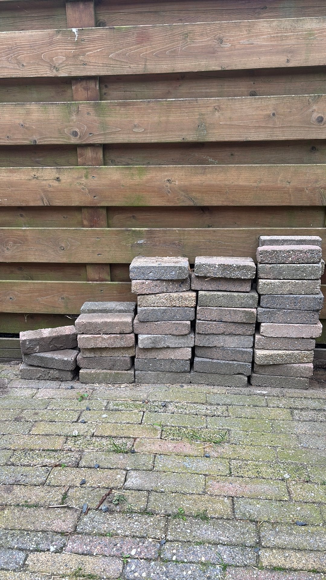 Gebruikte betonklinkers / straatklinkers  75 st, Tuin en Terras, Tegels en Klinkers, Ophalen, Zo goed als nieuw, Beton, Klinkers