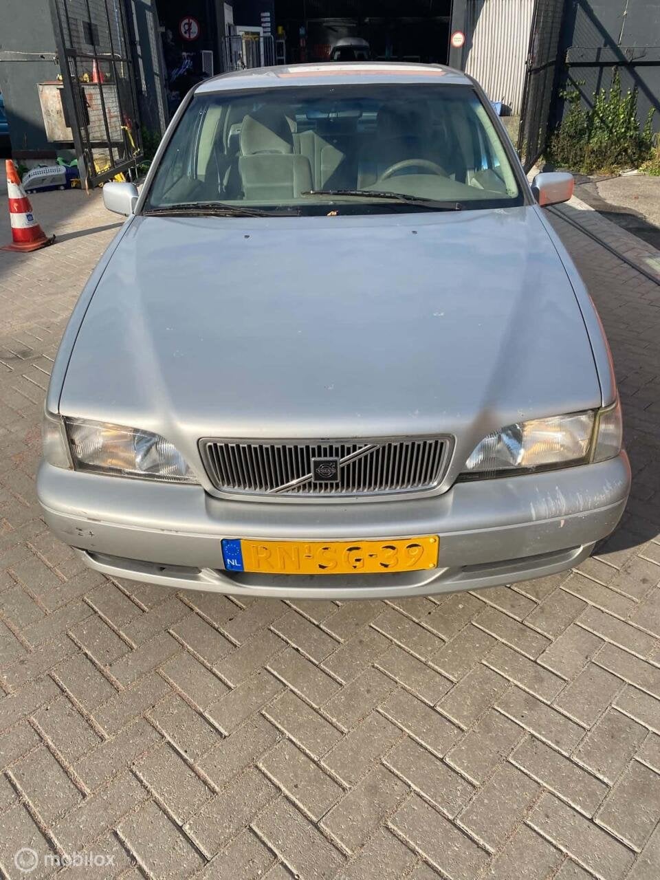 Volvo S70 2.5 Comfort-Line, Auto's, Volvo, Gebruikt, Origineel Nederlands, S70, 1600 kg