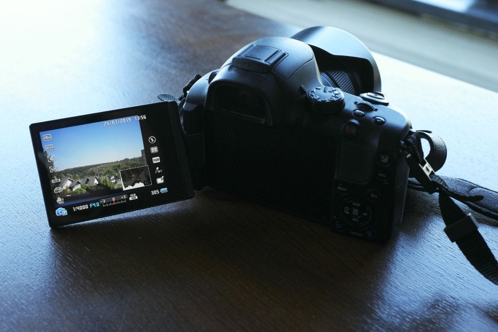 Samsung nx20 set met 18-55mm en 50-200mm OIS lens, Gebruikt, Ophalen of Verzenden, Ingebouwde flitser, Samsung