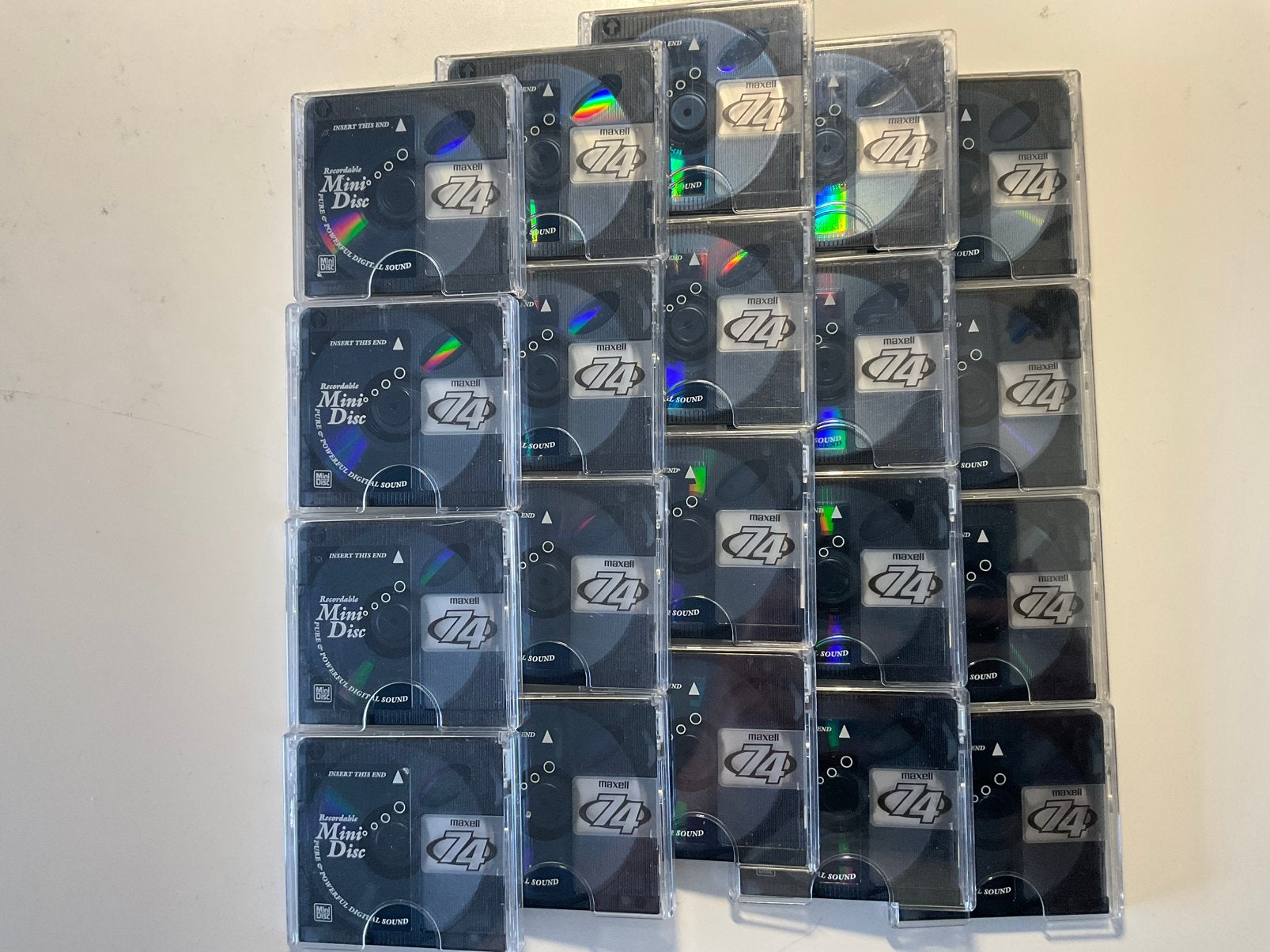 Minidisc’s  MAXELL ZWART 20x als nieuw. 74 minuten, Ophalen of Verzenden, Discman