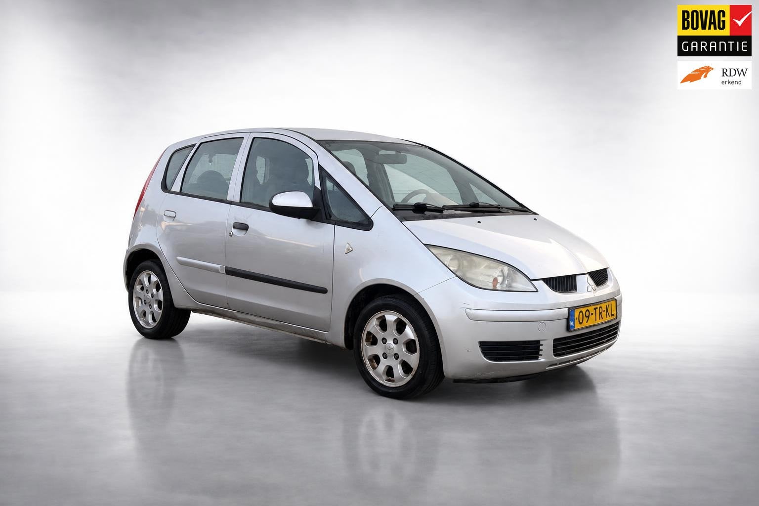 Mitsubishi Colt 1.3 Invite|airco|jaar APK, Auto's, Gebruikt, 31 €/maand, Verwarmde buitenspiegels, Colt