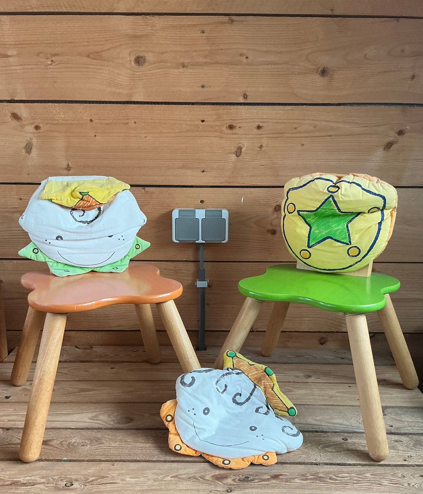 I am Toy houten kinderstoelen, Ophalen, Zo goed als nieuw, Stoel(en)