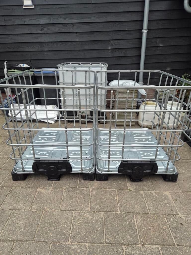Ibc kooien 2 stuks, 100 cm of meer, 60 cm of meer, Ophalen of Verzenden, 50 cm of meer