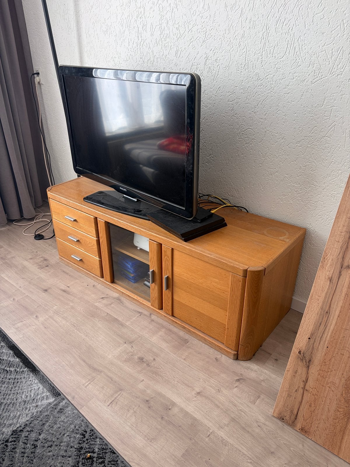Gratis tv meubel, Ophalen, Zo goed als nieuw, 25 tot 50 cm, Minder dan 100 cm