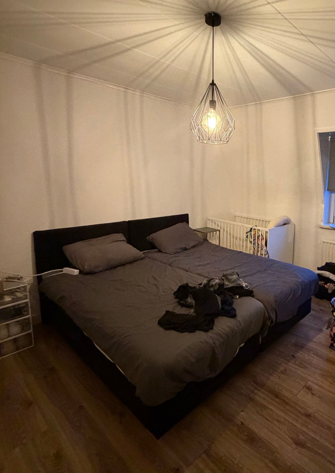 Twee losse zwarte boxsprings 90x200 €99, Ophalen, Gebruikt, 90 cm, Zwart