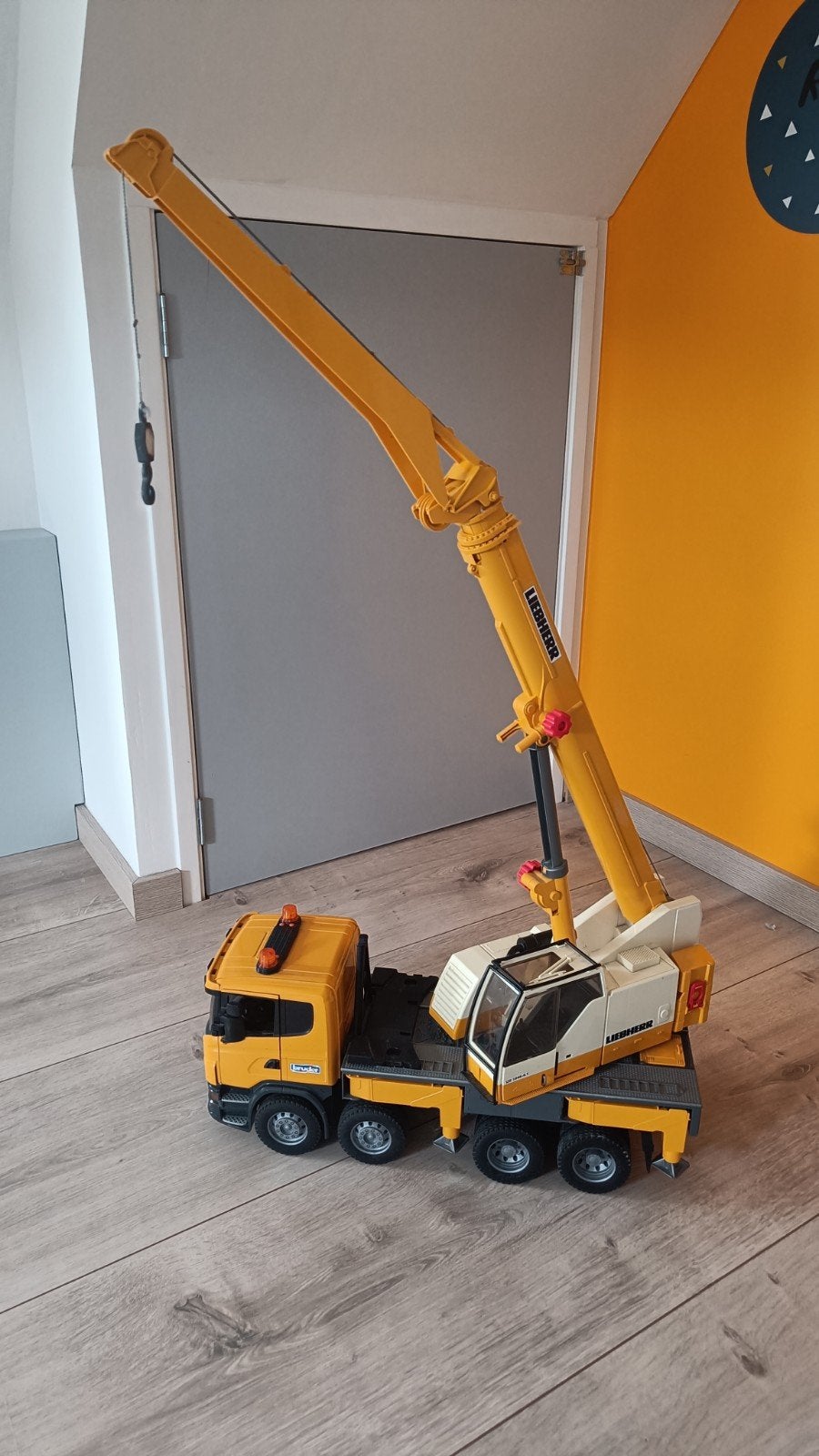 Bruder hijskraan, Ophalen, Gebruikt
