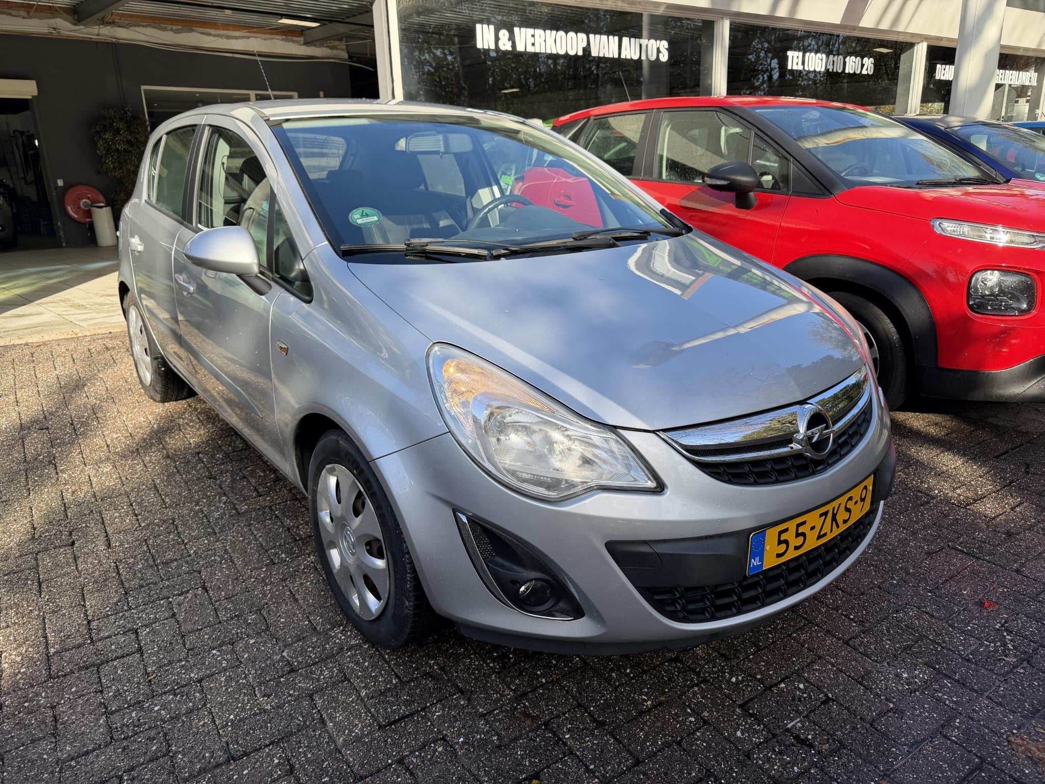 Opel Corsa 1.4-16V Anniversary Edition | NIEUWE APK | 2E EIG, Voorwielaandrijving, Gebruikt, 4 cilinders, 49 €/maand