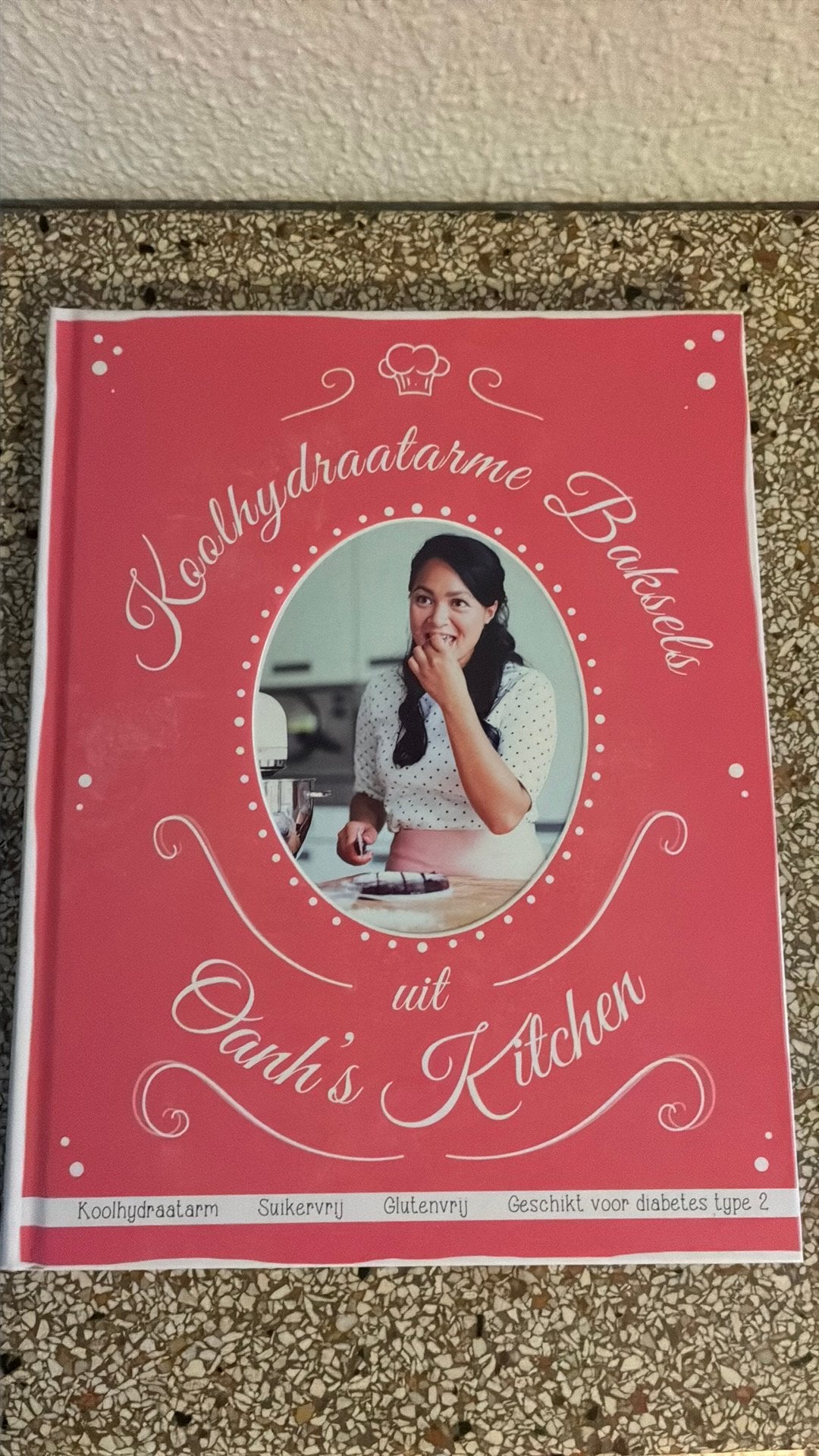 Koolhydraatarme baksels uit Oanh's kitchen, Italië, Ophalen of Verzenden, Zo goed als nieuw, Oanh Ha Thi Ngoc