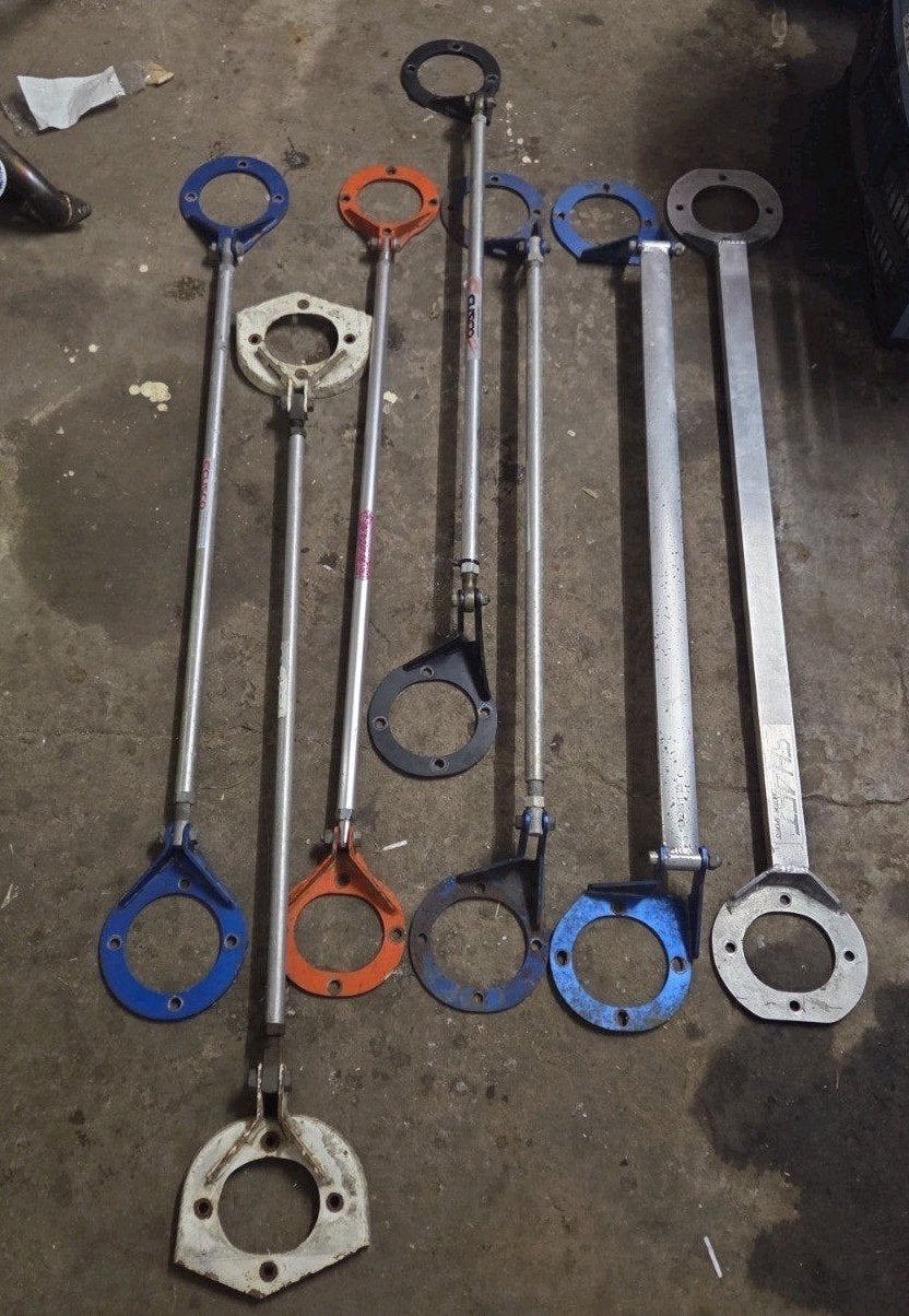 Veerpootbruggen voorzijde Toyota Starlet P7 / P8 / P9,, Auto diversen, Ophalen of Verzenden