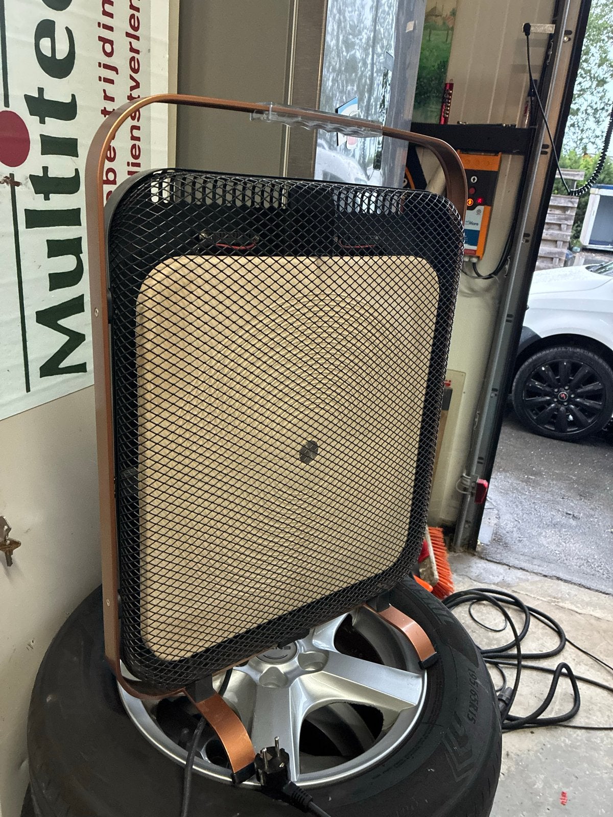 Klarstein infrarood verwarming, 300W, wandmontage, Ophalen of Verzenden, Zo goed als nieuw, Overige merken