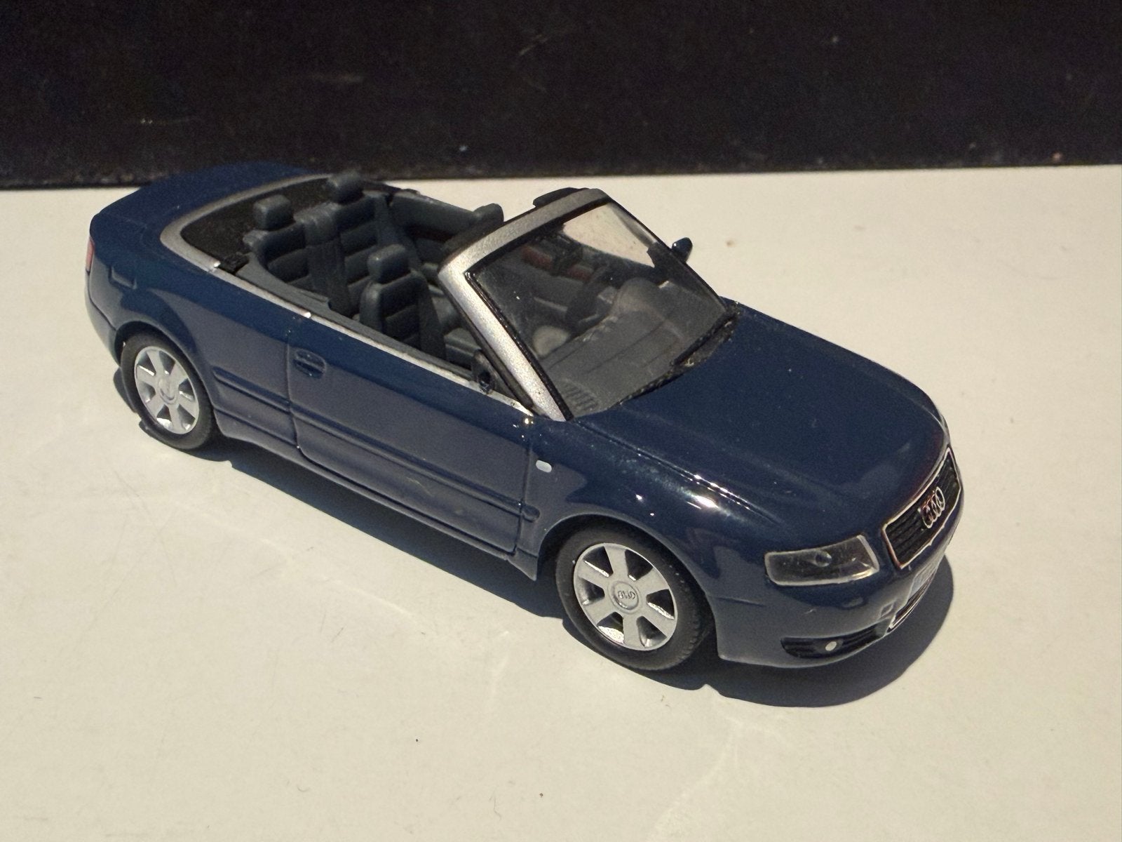 Audi A4 Cabriolet modelauto - Grani & Partners, Ophalen of Verzenden, Zo goed als nieuw, Auto, Overige merken