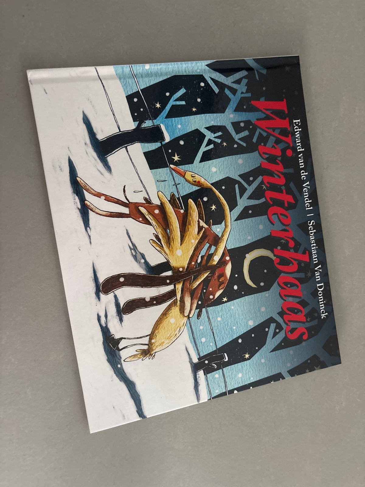 Winterhaas - Edward van de Vendel & Sebastiaan Van Doninck, Boeken, Ophalen of Verzenden, Zo goed als nieuw, 2 tot 3 jaar