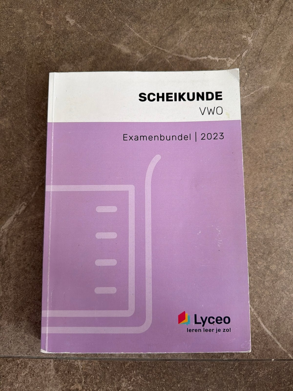Examenbundel scheikunde VWO lyceo, Ophalen of Verzenden, Beta, Zo goed als nieuw, WO