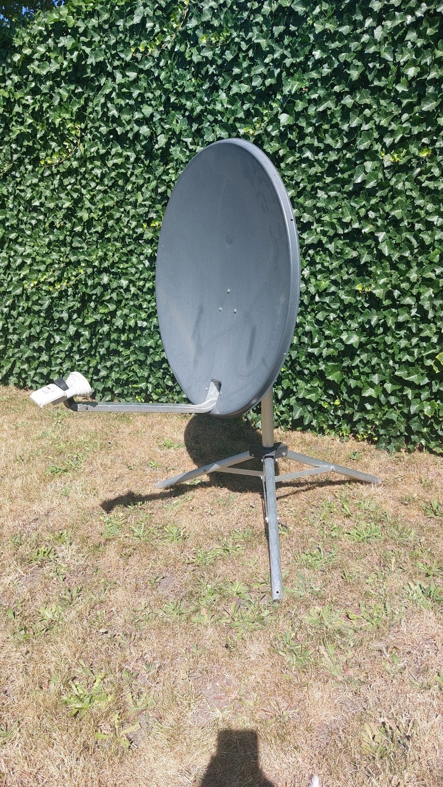 Schotelantenne 80 cm met aluminium statief, Ophalen