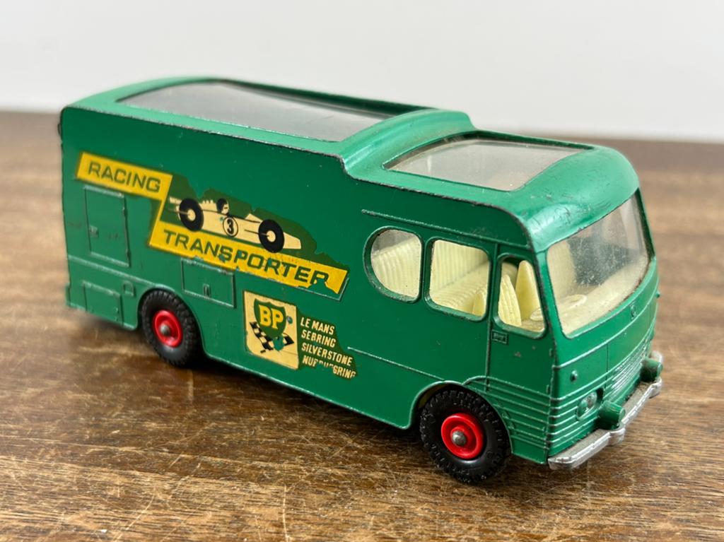 Matchbox K-5 BP Racing Car Transporter, Ophalen of Verzenden, Zo goed als nieuw, Bus of Vrachtwagen, Matchbox