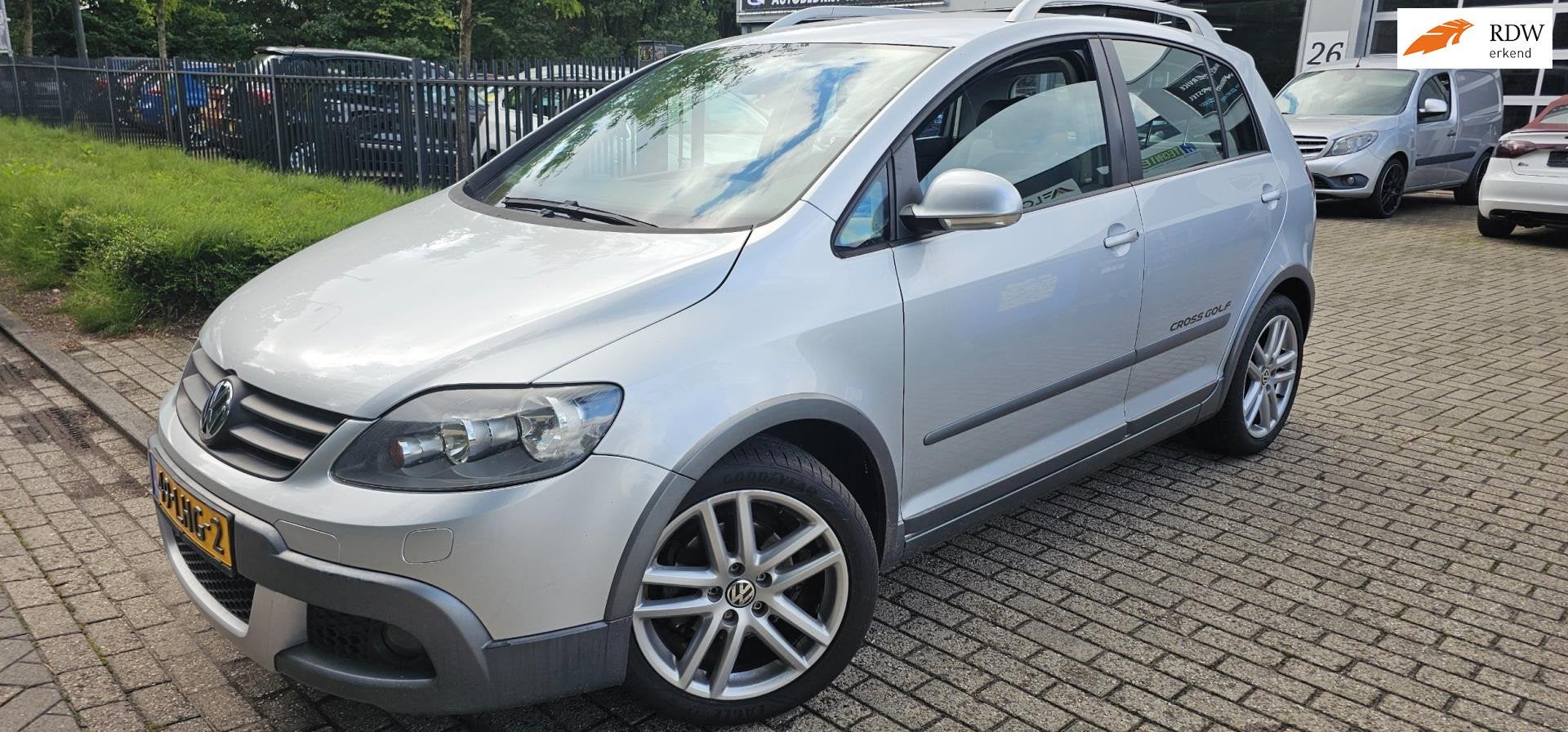 Volkswagen Golf 1.6 Cross, Auto's, Stof, Gebruikt, Metallic lak, 4 cilinders