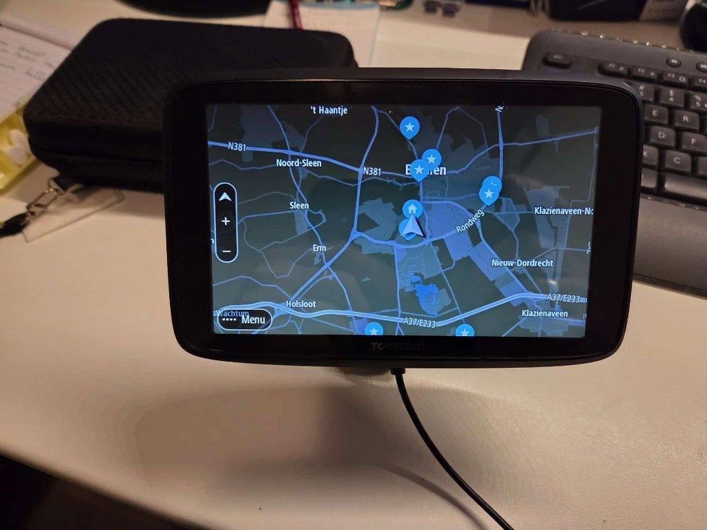 Tomtom navigatie Go Essential 6, Ophalen of Verzenden, Zo goed als nieuw