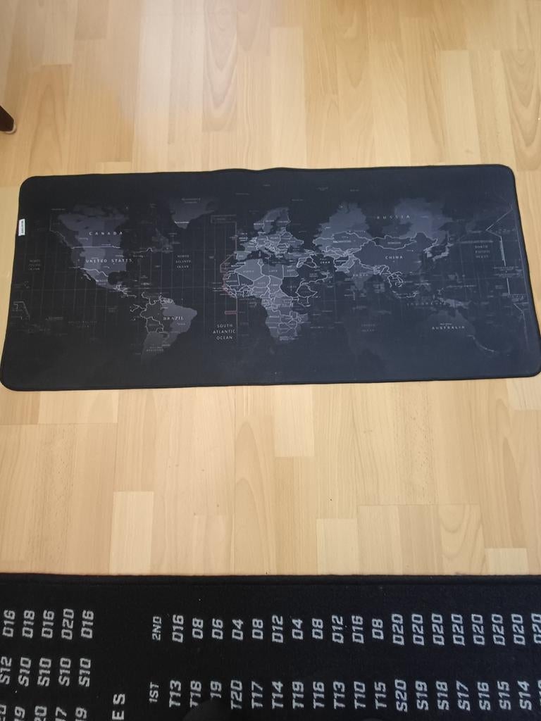 Gaming Mat Bureau - Wereldkaart Design, Ophalen of Verzenden, Gebruikt