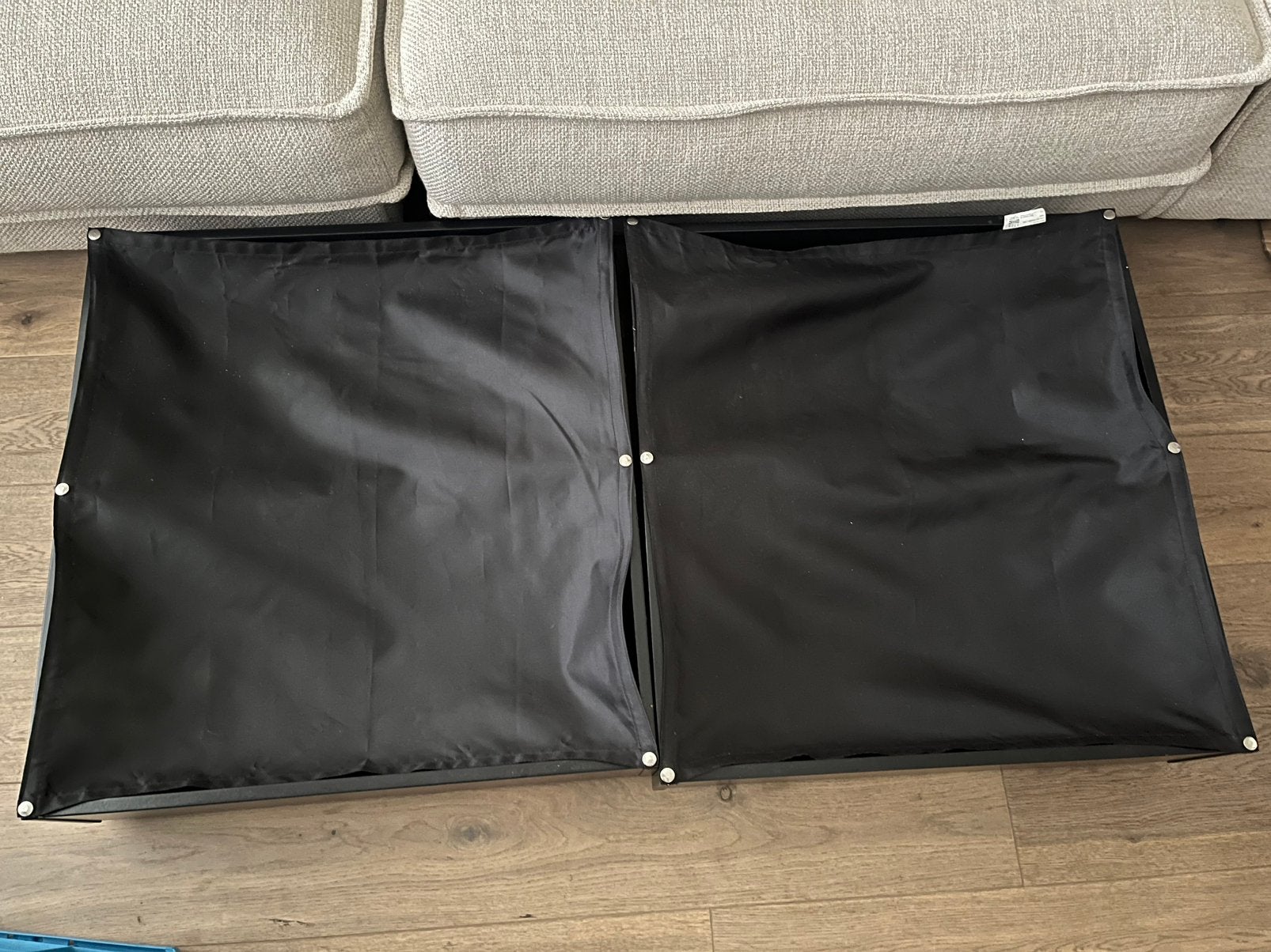 2 IKEA VARDÖ bedlades met wielen en hoes, Ophalen