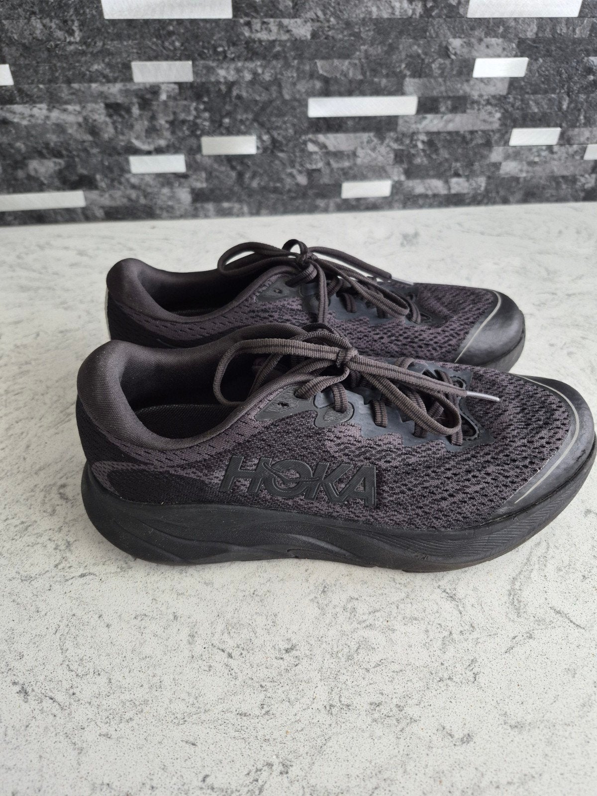 Hoka Rincon 4 hardloopschoenen - Zwart, maat 38.5, Hoka One One, Ophalen of Verzenden, Zo goed als nieuw, Sportschoenen