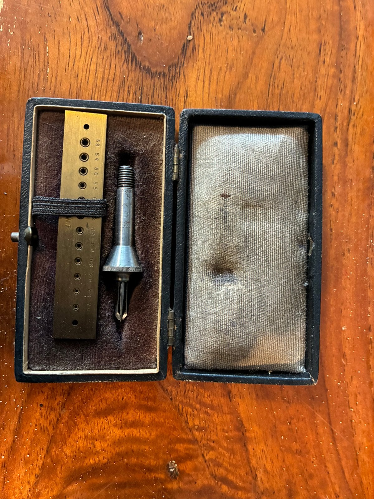 Antieke horlogemaker gereedschap set in doosje, Ophalen of Verzenden