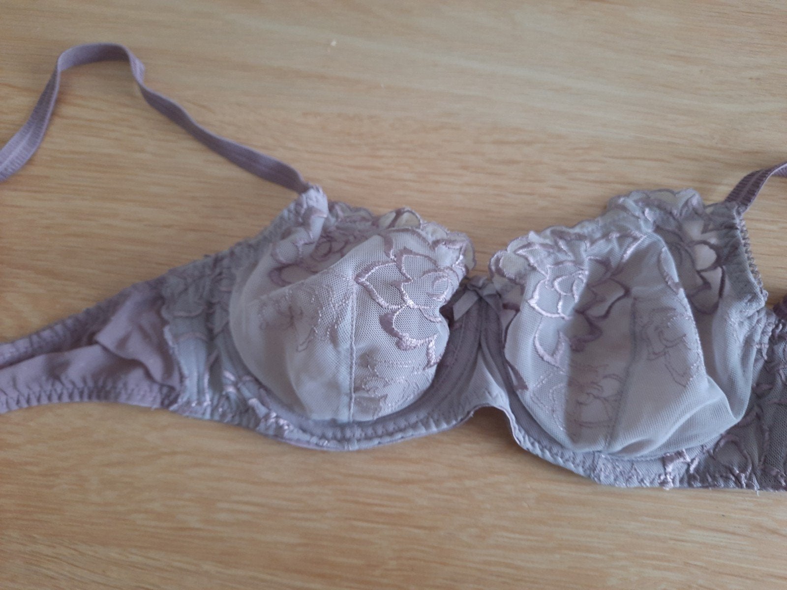 Mooie oud rose kanten BH mast M € 7,50, Onbekend, Ophalen of Verzenden, Roze, BH