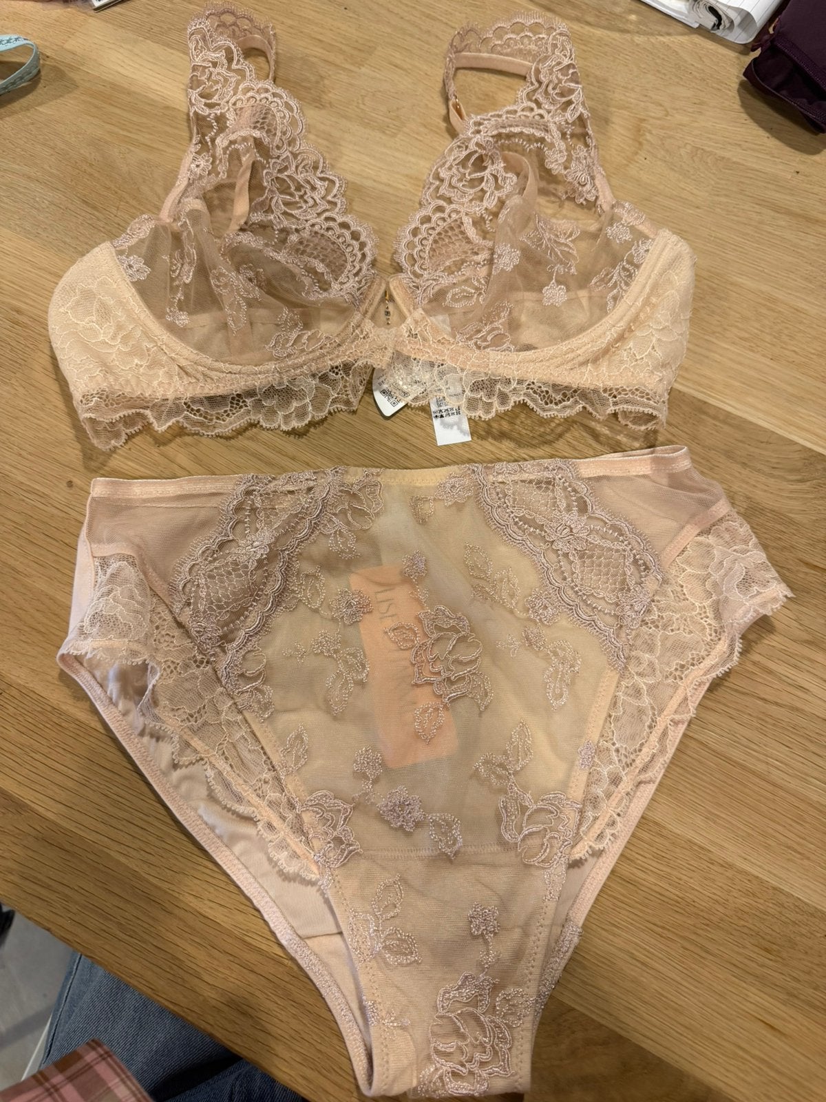 Lise Charmel slip 70D slip 40 NIEUW!! Bh nu €55, Ophalen of Verzenden, Zo goed als nieuw, Bikini