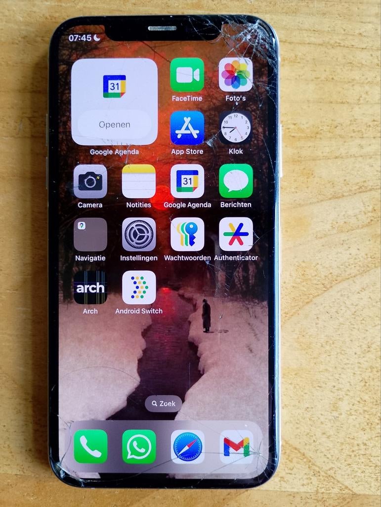 iPhone XS - 256 GB Gebarsten scherm en achterkant, 256 GB, Gebruikt, 75 %, Wit