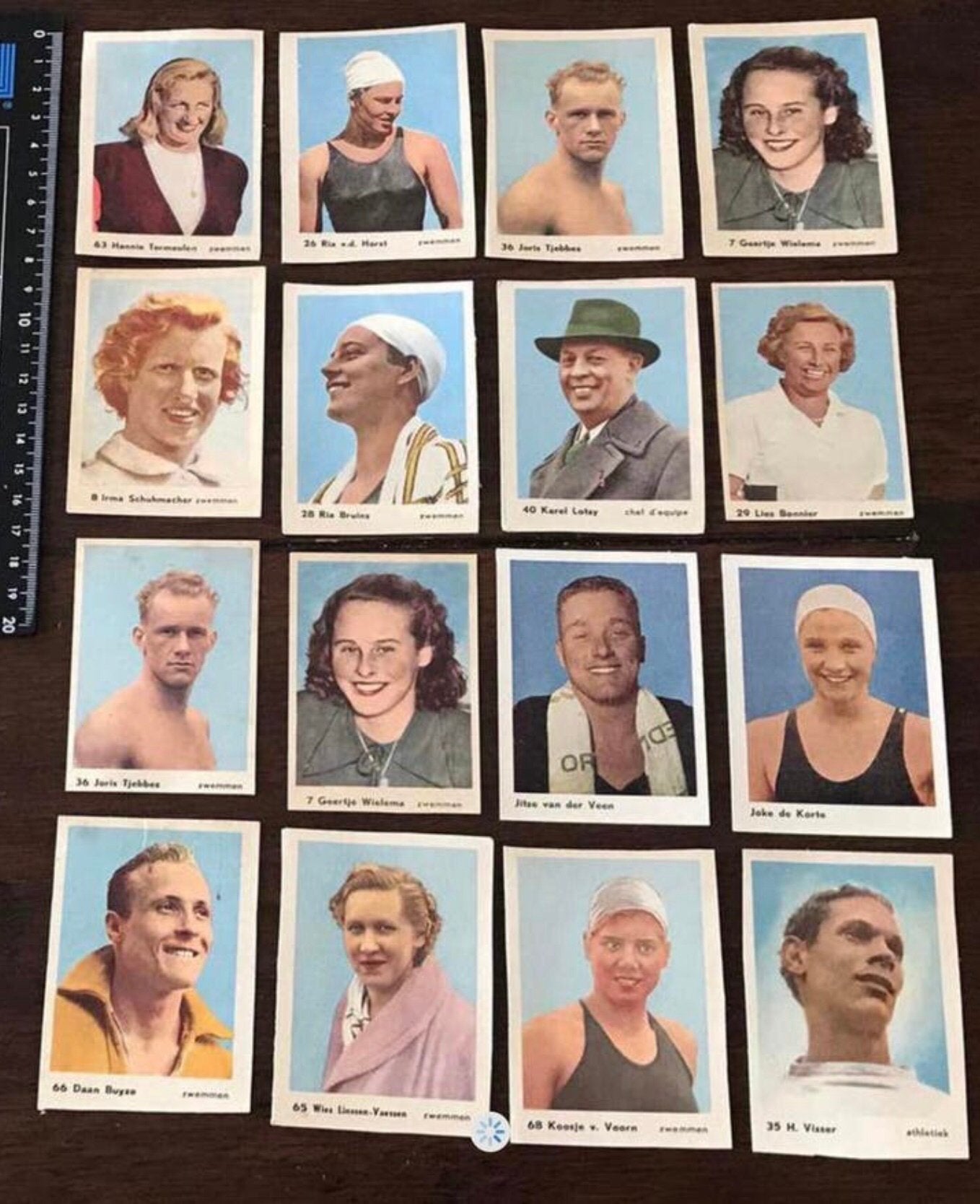 16 Oude Plaatjes Zwemmers Olympische Spelen 1952, Ophalen of Verzenden, Zo goed als nieuw, Poster, Plaatje of Sticker