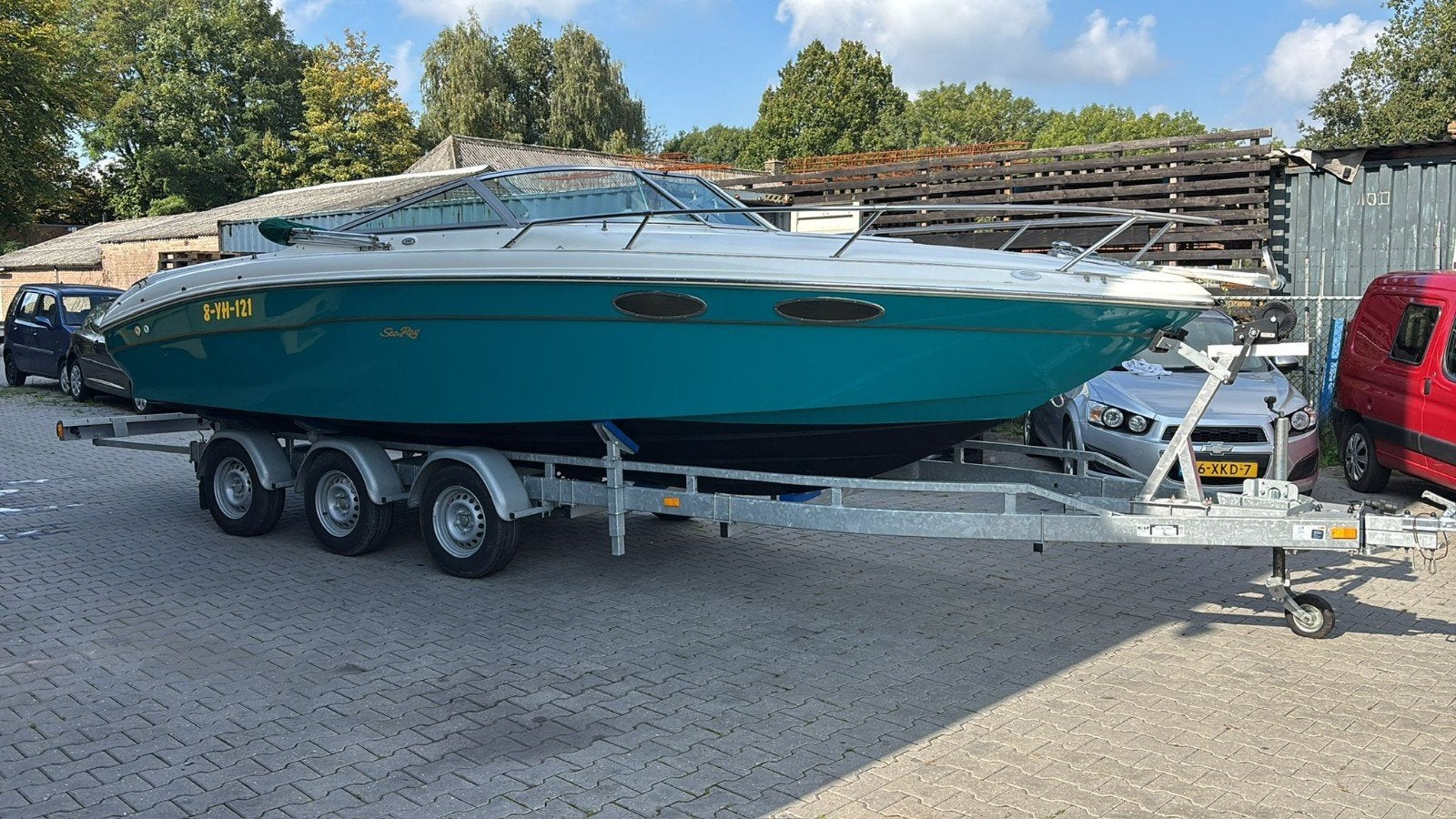 Sea Ray 230 Signature - Krachtige Kajuitboot met Trailer, Watersport en Boten, Gebruikt, Trailer, 260 pk, Polyester
