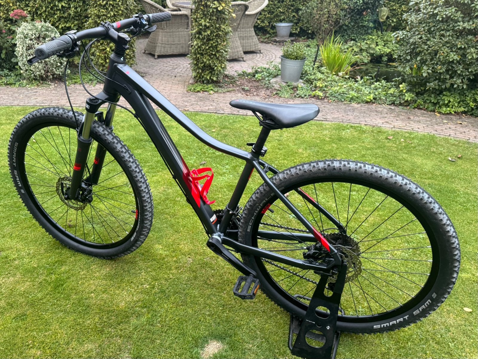 Cube  27,5 inch  Kids Mountainbike “nieuwstaat”