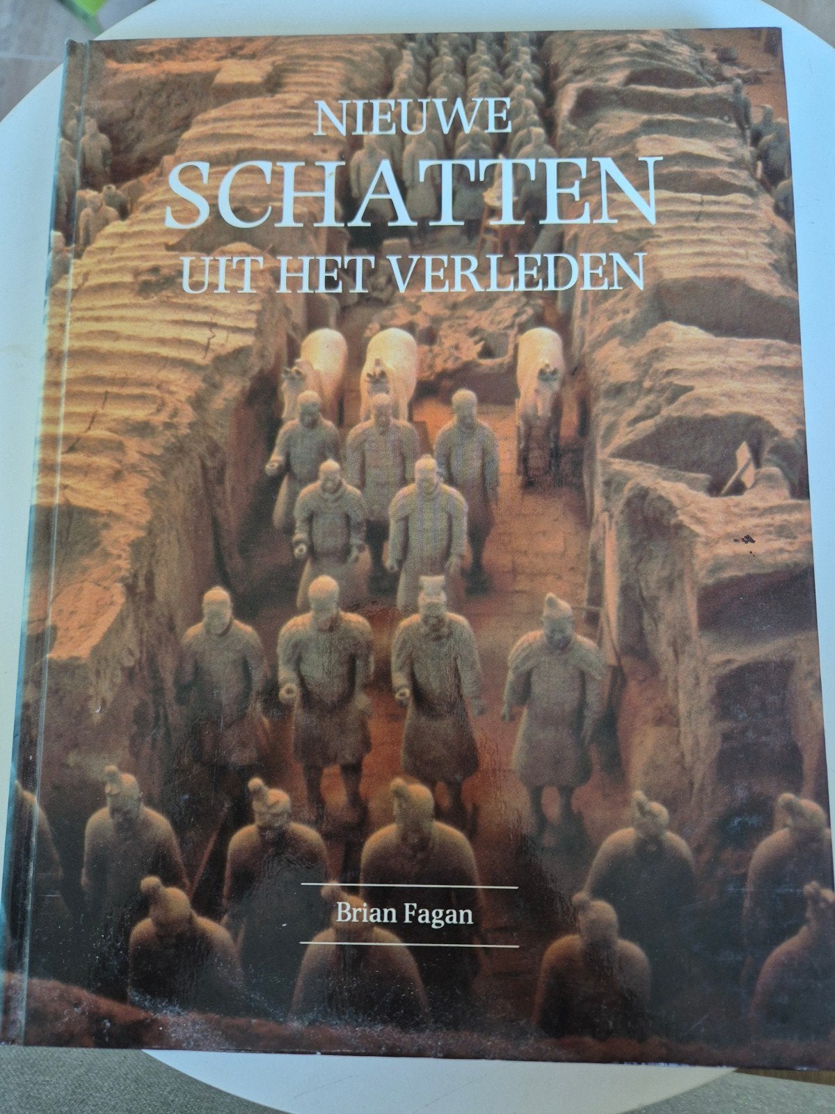 Nieuwe Schatten uit het Verleden - Brian Fagan, Ophalen of Verzenden, 20e eeuw of later, Zo goed als nieuw, Brian Fagan