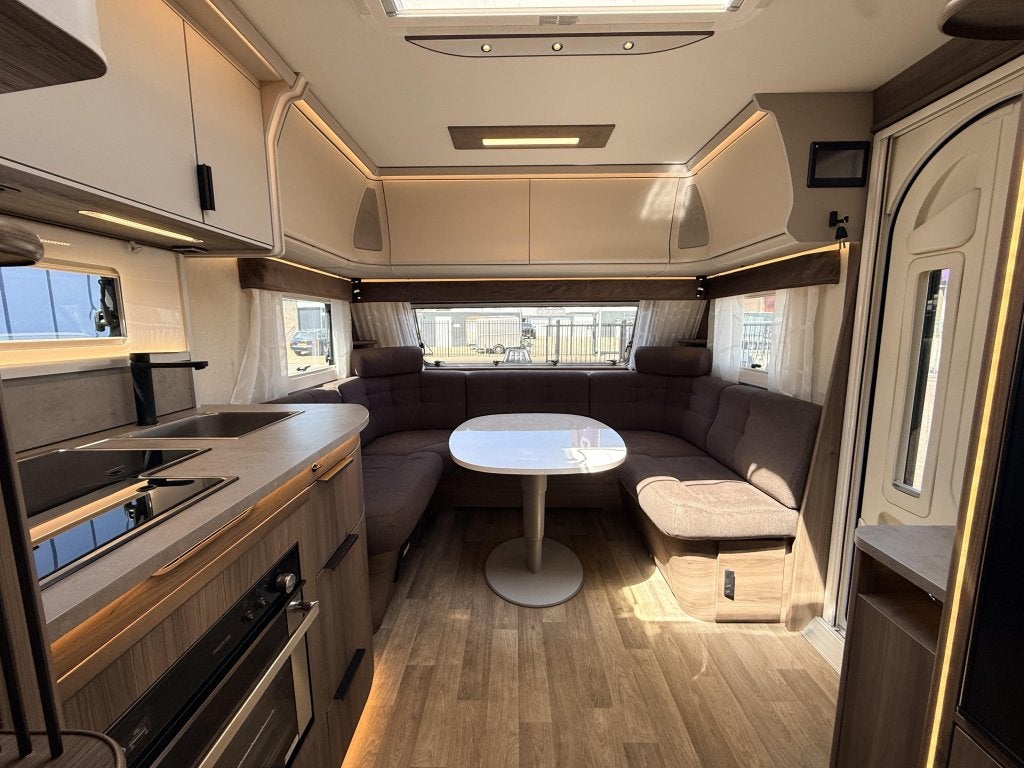 Kabe Royal 560 GLE KS, Caravans en Kamperen, Rondzit, Oven, Bedrijf, Kabe