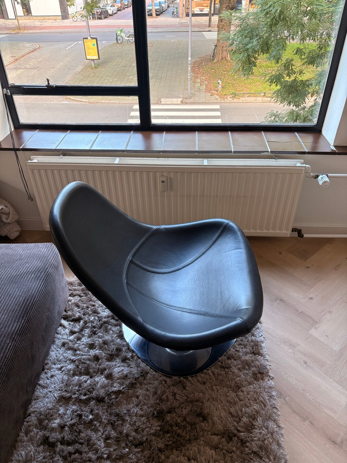IKEA Tirup zwart leren draaifauteuil [VINTAGE], Ophalen, 75 tot 100 cm, Leer, 50 tot 75 cm