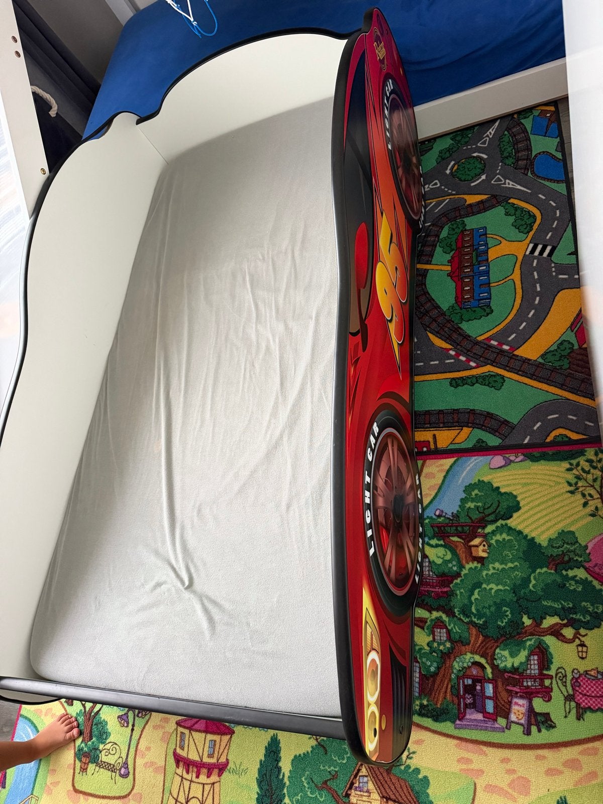 Cars kinderbed met lattenbodem en matras, Ophalen, Gebruikt, 70 tot 85 cm, Lattenbodem