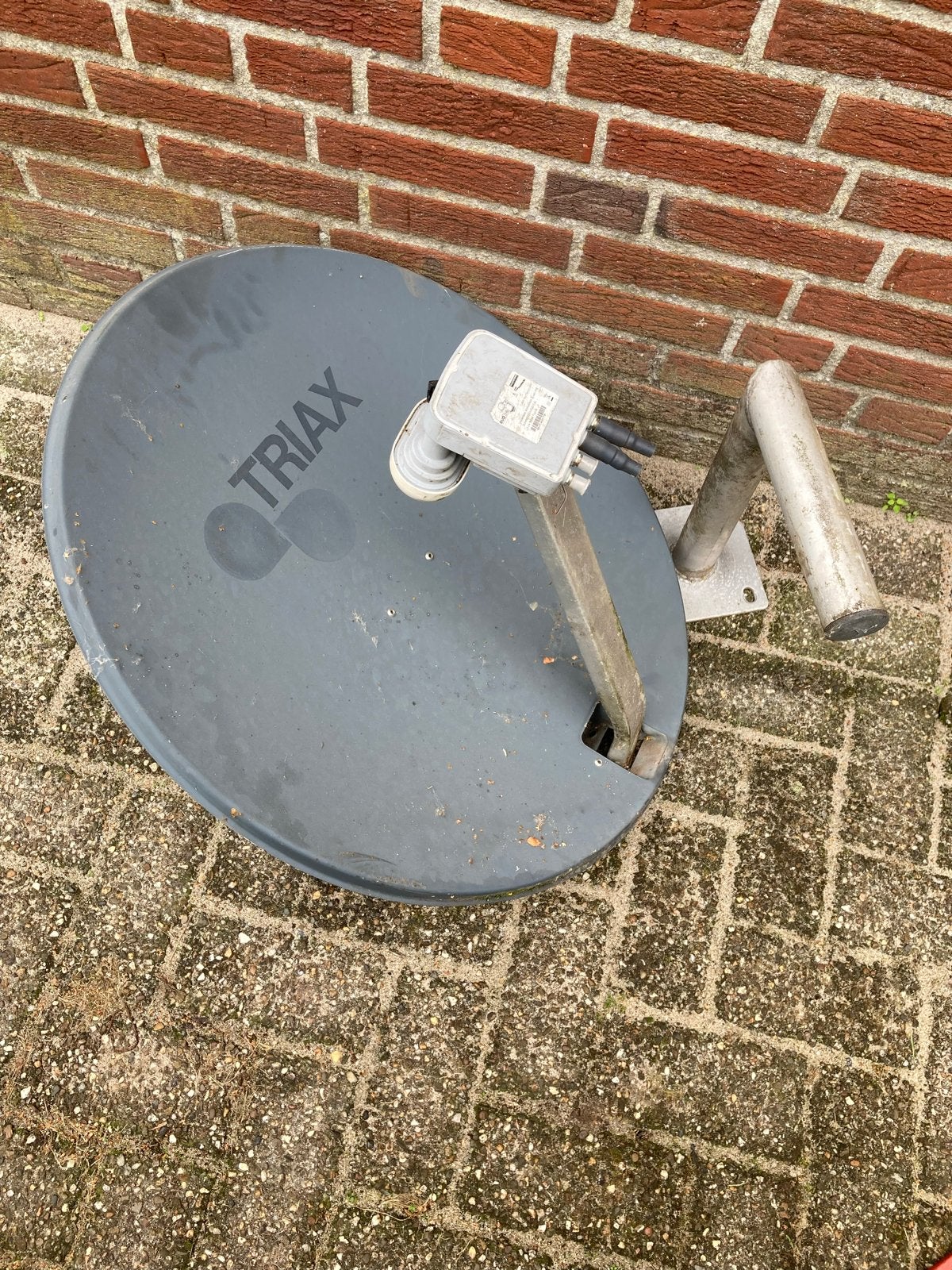 Triax Satellietschotel - Gebruikt, Ophalen of Verzenden, Gebruikt, (Schotel)antenne, Overige merken