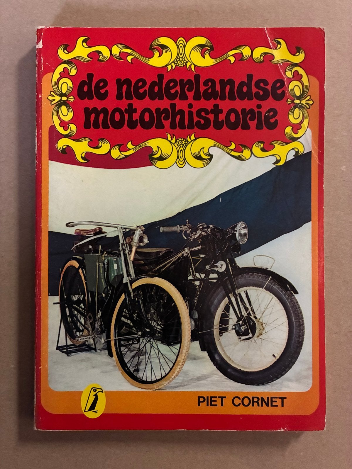 De Nederlandse Motorhistorie - Piet Cornet, Boeken, Ophalen of Verzenden, Gelezen, Algemeen