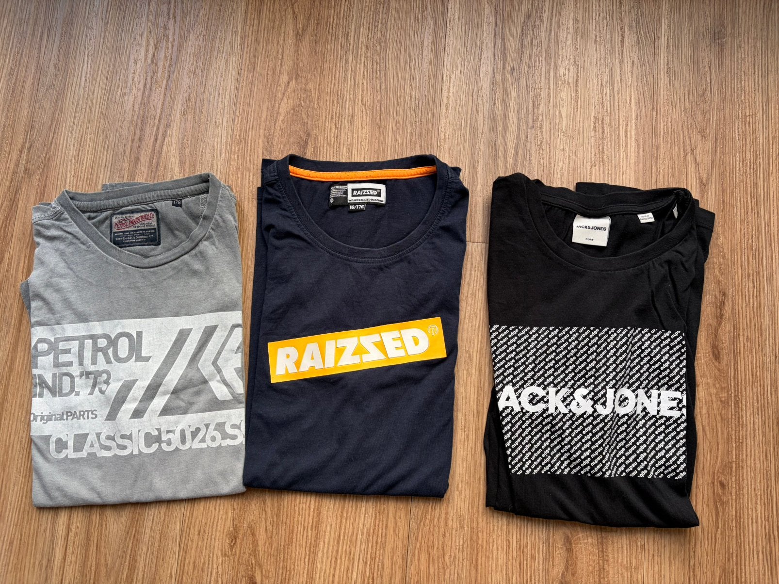 3 jongens t shirts 2x maat 176 1x maat S, Ophalen of Verzenden, Gebruikt, Jongen, Shirt of Longsleeve