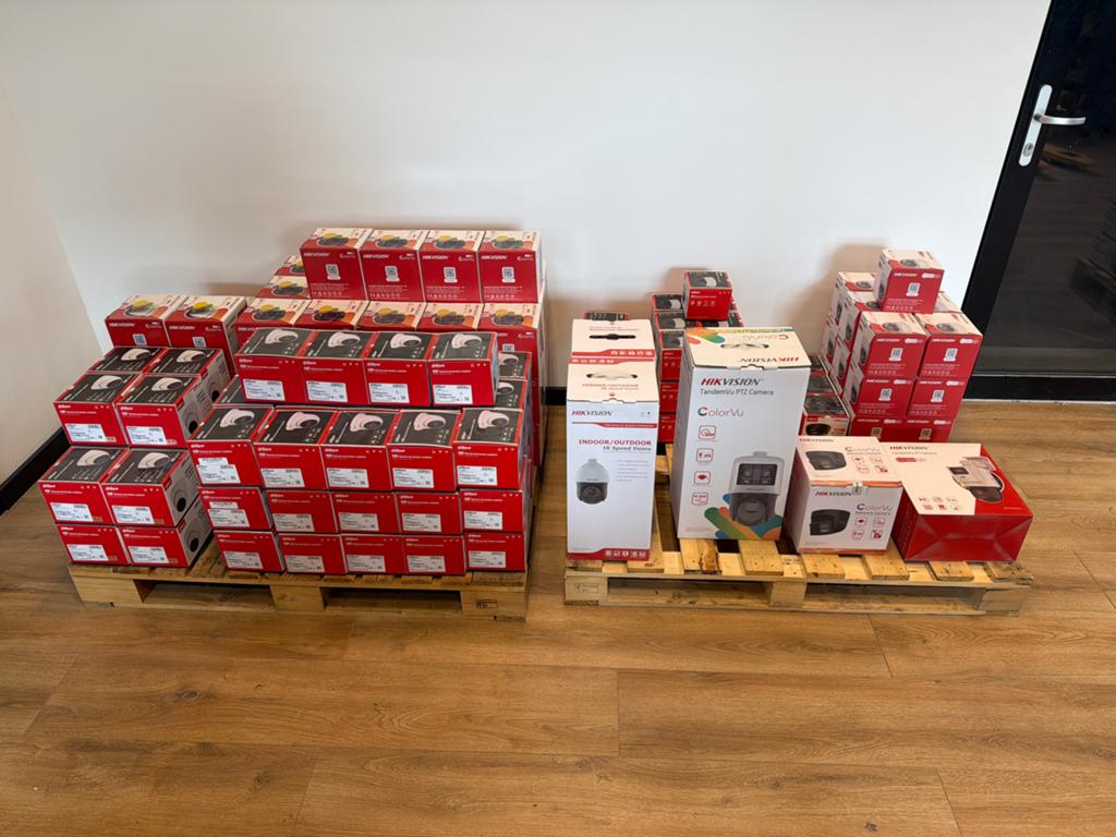 Grote partij Dahua en Hikvision beveiligingscamera's, Ophalen, Nieuw, Binnencamera