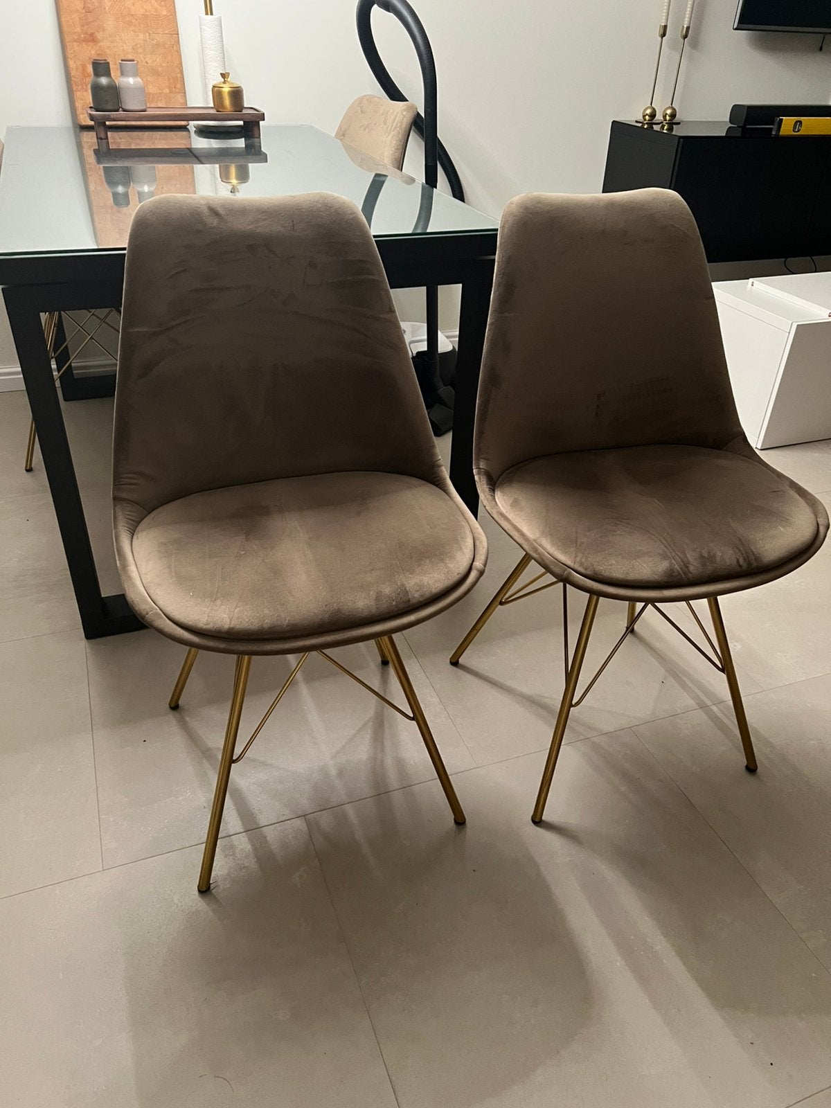 Taupe eetkamerstoelen 4 stuks goude poot, Ophalen, Zo goed als nieuw, Overige kleuren, Vijf, Zes of meer stoelen