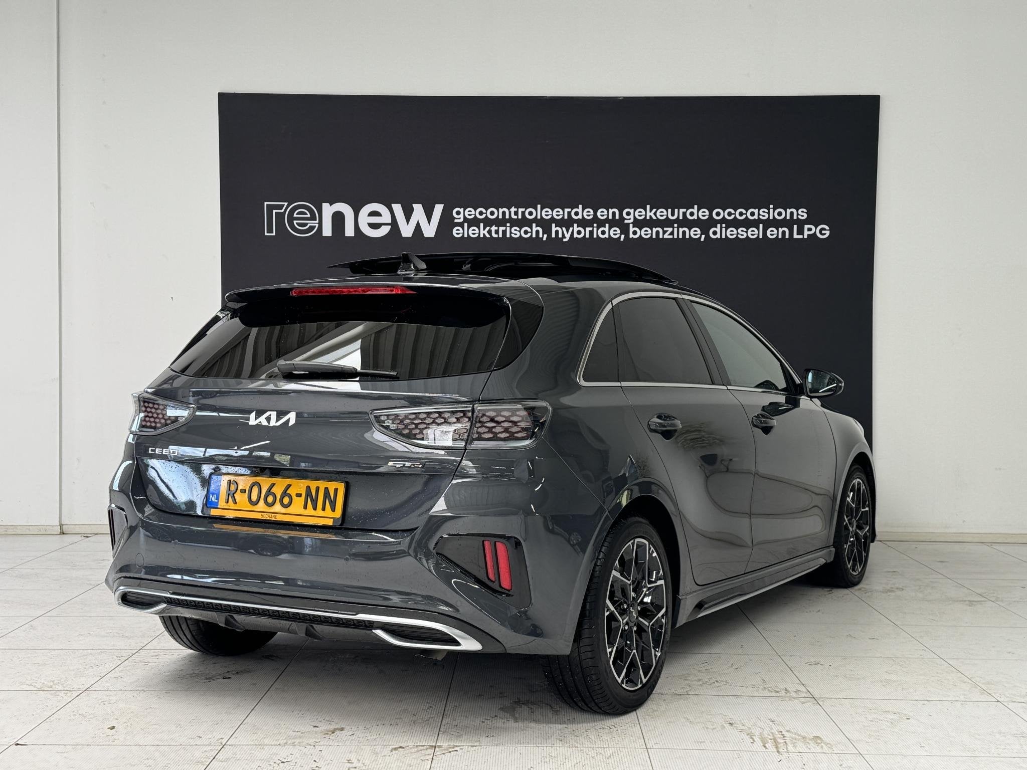 Kia Ceed 1.5 T-GDi GT-Line | Panoramadak | Stuur + Stoelverw, Auto's, Gebruikt, 4 cilinders, Met garantie (alle), 160 pk